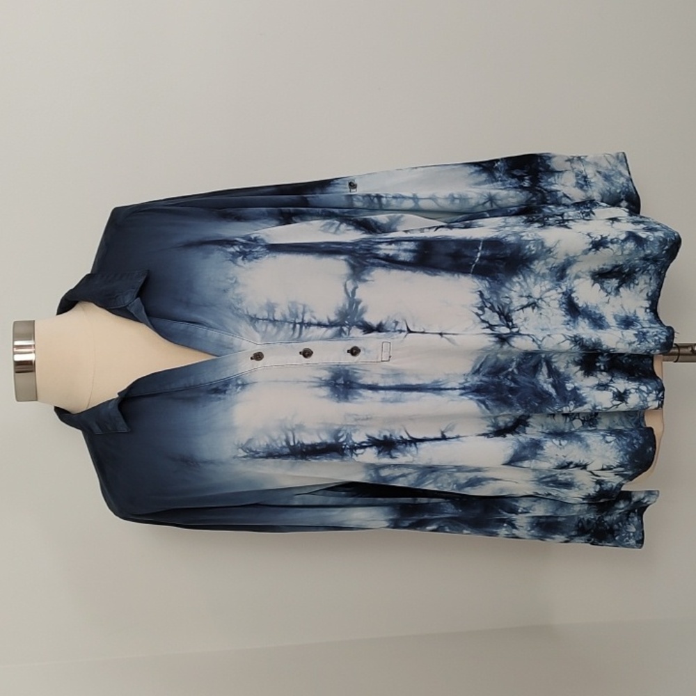 Rock & Republic Blue Tie-Dye Button-Up Shirt/ Size XL